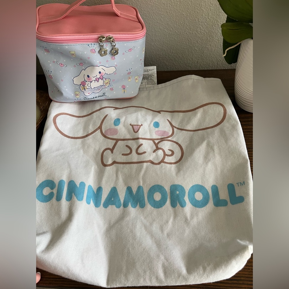 Sanrio hello kitty and friends Cinnamoroll bag bundle of 2 makeup tote bag